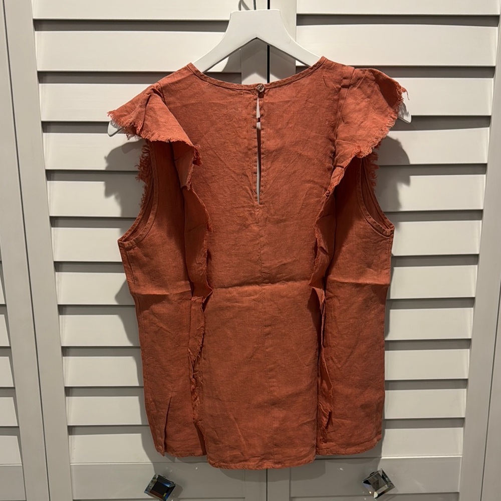 Krisa 100% linen Flutter Sleeve Blouse with side Ruffles and cut out front. - Picture 5 of 8